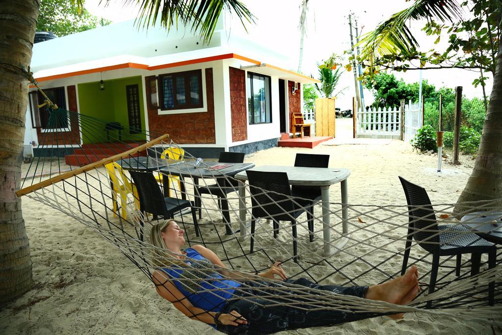 Funky Art Beach House Alappuzha Exteriér fotografie
